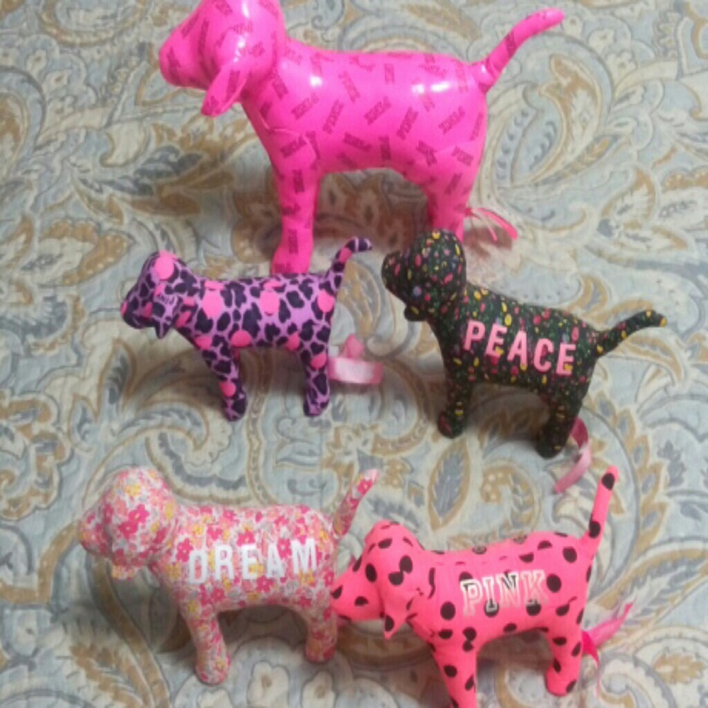 Vs pink dogs